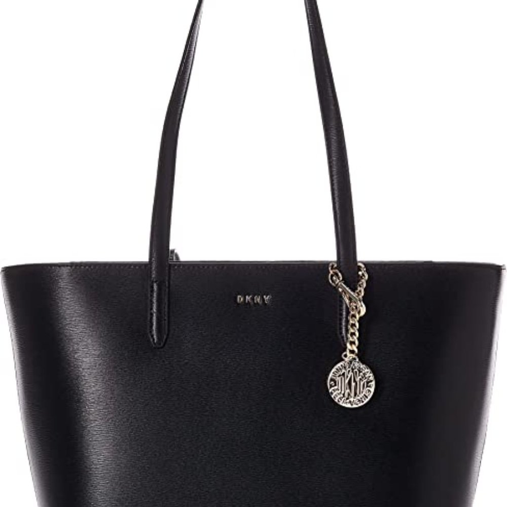 DKNY HANDBAG PURSE